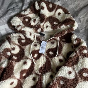 PacSun Yin Yang Sherpa jacket